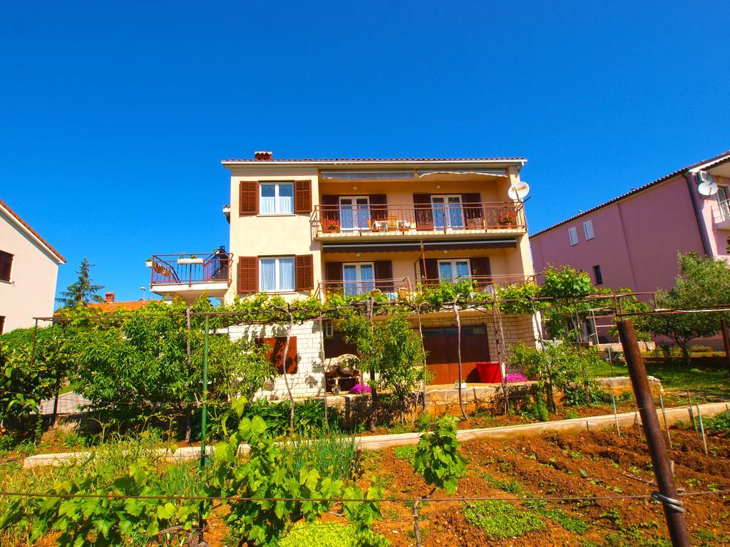 Apartments Medulinska Rabac 757 Bagian luar foto